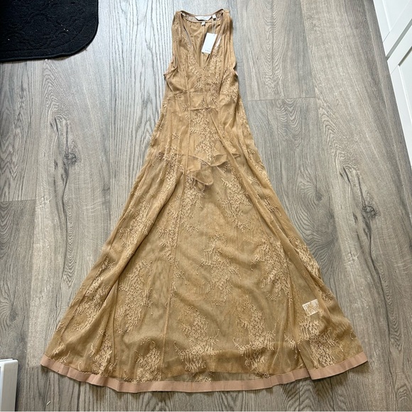 & Other Stories lace maxi dress with bodysuit in beige - Picture 5 of 15